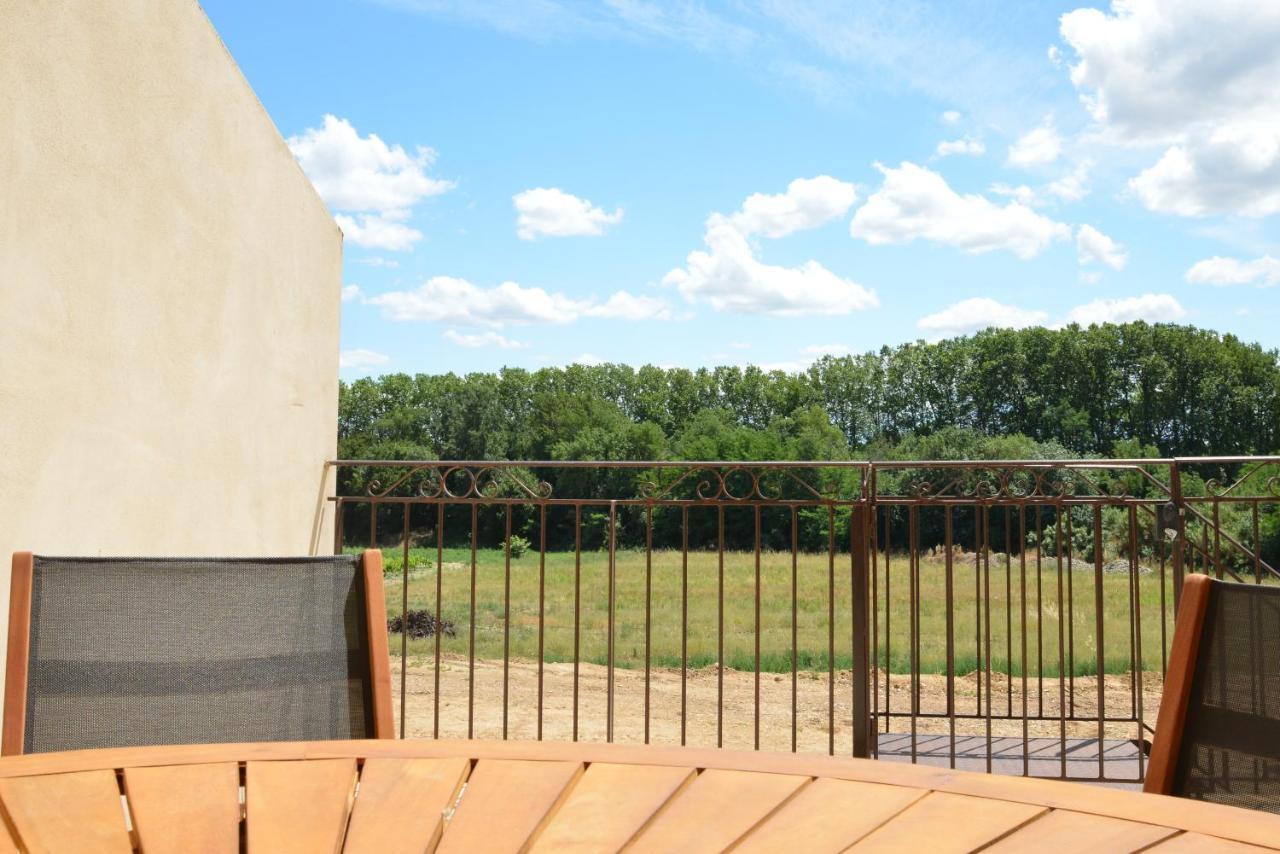 Domaine De L'Herbe Sainte Mirepeisset ภายนอก รูปภาพ