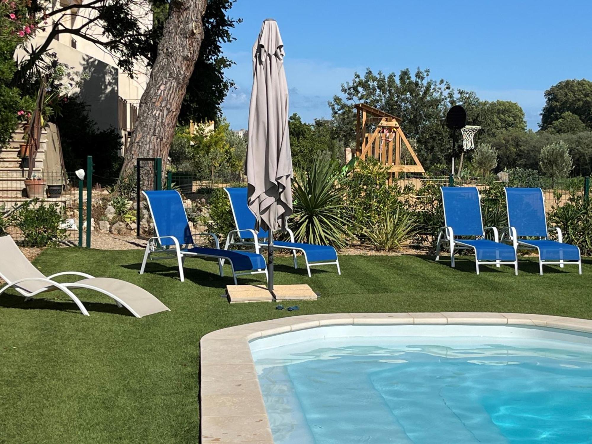 Domaine De L'Herbe Sainte Mirepeisset ภายนอก รูปภาพ